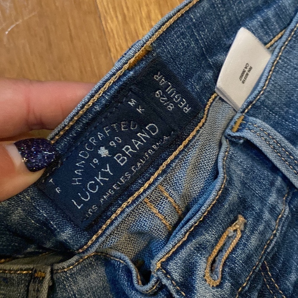 Lucky Brand Sofia skinny jeans size 8 / 29 length see pics GUC. - Picture 4 of 7